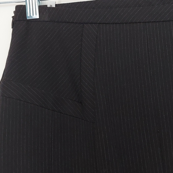 NWOT Express pin strip pencil skirt size 0 - Picture 4 of 7
